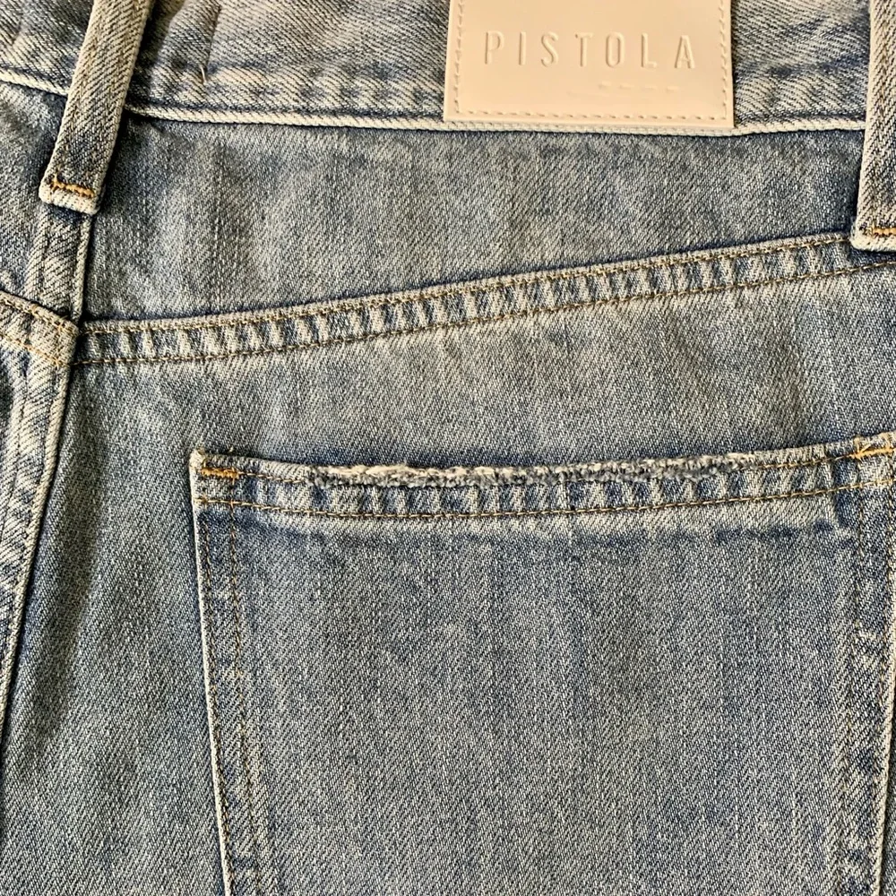 NWT PISTOLA “Connor” High Rise Denim Shorts in Oahu Vintage, Size 28 - Picture 10 of 10